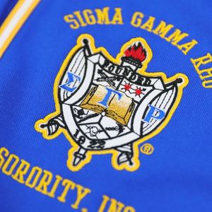เสื้อเบสบอล Sigma Gamma Rho SGRho สำหรับชมรมหญิงชาวกรีก สีน้ำเงินรอยัล-ทอง สำหรับผู้หญิง ชุดวันแข่งขัน เสื้อผ้าสไตล์กรีก - Product Image 2