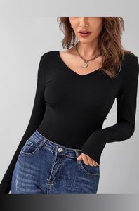 T-shirt pour femme, col en V, vêtements de bureau professionnels, matière recyclée, texture côtelée, coupe ajustée, élégant - Product Image 3