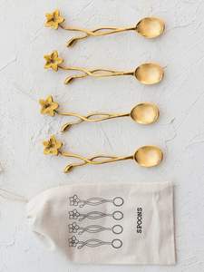 Elegant Decorative Cutlery Art Piece for Dining Table Kitchen Shelf Modern Home Interior Styling - Product Image 3