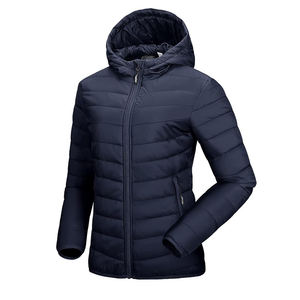 Chaqueta acolchada para mujer con logo personalizado a precio económico, cómoda, MOQ bajo, resistente al viento. - Product Image 1