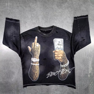 Camiseta Negra de Manga Larga con Cuello Redondo para Hombre, con Estampado de Manos y Dinero, Estilo Urbano, Tela Jersey - Product Image 1