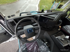NUEVO VOLVO FMX 430 8X4 2024, 350,100 KM, 226 KW, 307 HP, 9,365 CCM, DIÉSEL, EURO5, TRANSMISIÓN AUTOMÁTICA - Product Image 3