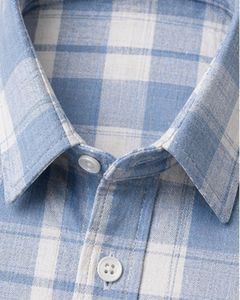 Camisa casual a cuadros azul cielo y blanco personalizada para hombre, corte ajustado, manga larga, con botones, de algodón, elegante, de calidad premium. - Product Image 5