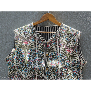Chaqueta de algodón acolchada floral blanca, reversible, con botones al frente, abrigo de invierno para mujer, ropa exterior tejida a mano, regalo para ella. - Product Image 4