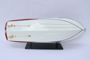 Modelo de Lancha Italiana RIVA AQUARIVA GUCCII Pintada en Blanco, Hecha a Mano en Madera, Temática Náutica, Forma Irregular - Product Image 6