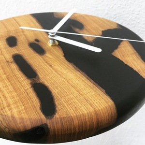 Horloge murale en bois artisanale de luxe Mouvement à quartz Décoration de maison et de bureau de qualité supérieure Design artistique Horloges silencieuses décoratives Vente en gros - Product Image 3
