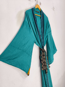 Robe en soie longue jusqu'aux chevilles pour elle, robe multicolores, robe de nuit, robe indienne vintage en soie recyclée, kimono en sari. - Product Image 5