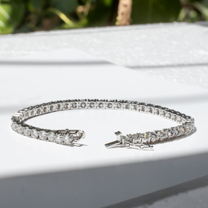 Pulsera de Oro Blanco con Diamantes, Corte Brillante Redondo, Color G, Joyería Clásica para Mujer, Regalo de Aniversario de Bodas para Ella - Product Image 2