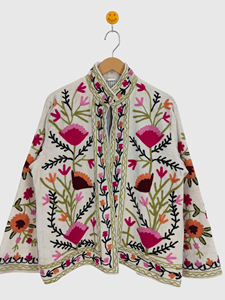 Veste florale brodée à la main, col mandarin, grande taille, veste en coton pour le printemps, style chic prairie pour femmes - Product Image 5