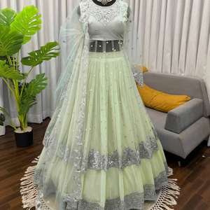 Lehenga Choli de diseñador con bordado de hilo de red de Foux Gorgette y lentejuelas para fiestas. - Product Image 6