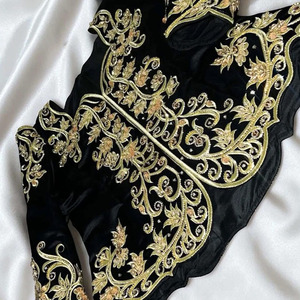 Karakou sur mesure pour femmes, vêtements traditionnels algériens pour les mariages, les fiançailles et les événements familiaux spéciaux - Product Image 5