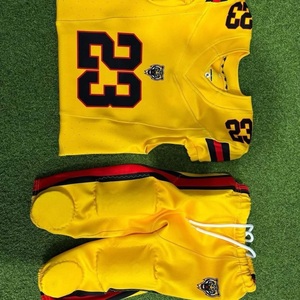Ensemble de maillot de football américain jaune personnalisé avec le numéro 23 et un logo personnalisé, design sublimé pour adultes, vêtements de sport pour hommes - Product Image 2