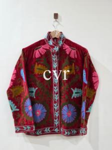 Chaqueta de Terciopelo con Bordado Floral a Mano, Cuello Mandarín, Manga Larga, Talla Grande, Estilo Elegante para Mujer, Invierno - Product Image 1