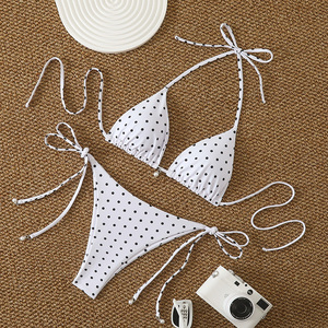 Ensemble de bikini sexy pour femme, uni, à bretelles croisées, triangle, séchage rapide, avec string, à nouer sur les côtés, deux pièces, extensible, pour la plage et les vacances - Product Image 2