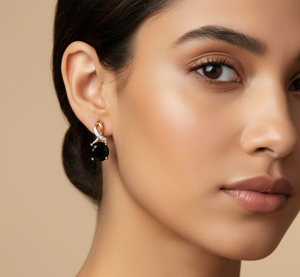 Boucles d'oreilles pendantes en argent 925 plaqué or 18 carats avec accent en moissanite, bijoux classiques pour femmes - Product Image 5