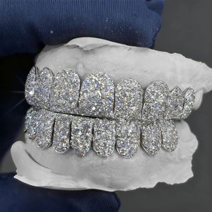 Grillz dentaire personnalisé pour homme en argent 925, style Hip Hop, serti de diamants Moissanite, sur chaîne en or blanc – Meilleur prix bijoux - Product Image 4