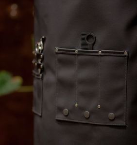 Anti-wrinkle Leather <b>Apron</b> Leather High Quality New Cooking Usage Professional Chef <b>Apron</b> <b>Kitchen</b> Wear Customized Leather <b>Apron</b> - Product Image 4