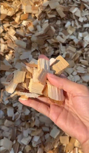 HKD NGUYEN HONG HANH 89 Embalaje OEM a granel del fabricante, virutas de madera natural para calderas de biomasa, producción de tableros MDF, exportación líder - Product Image 1