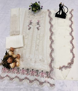 Dhwaja Export - Ensemble semi-couturié en mousseline avec broderie et travail de cristaux Khatli - Product Image 5