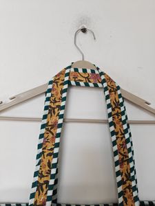 กระเป๋าใส่แล็ปท็อป Shree Balajee Garments รุ่น T-1 ผ้าฝ้ายลายเสือสีดำ แต่งระบายน่ารัก พร้อมหูหิ้ว สำหรับผู้หญิง จากรัฐราชสถาน - Product Image 2