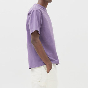 T-shirt homme haute performance en tissu mélangé coton, finition soignée et look classique, parfait pour le streetwear - Product Image 4