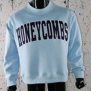 Sudadera HONEYCOMBS SKY BLUE con cuello alto, 100% azul, con apliques bordados, cuello ancho, URBAN PRODUCTIONS - Product Image 1