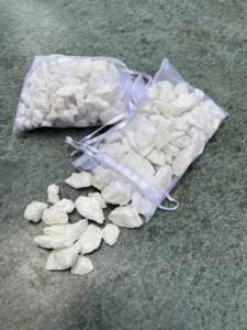 Piedras Decorativas Blancas de Estilo Minimalista para Jardinería y Paisajismo, No Tóxicas, Ecológicas y Duraderas - Product Image 5