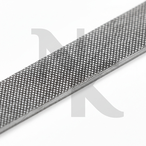 Raspador de Pezuñas Profesional para Herradores - Herramienta de Acero Forjado de Alta Resistencia de 14 Pulgadas, Lima de Precisión para el Cuidado de Caballos, Ovejas y Cerdos, Ecológico - Product Image 4