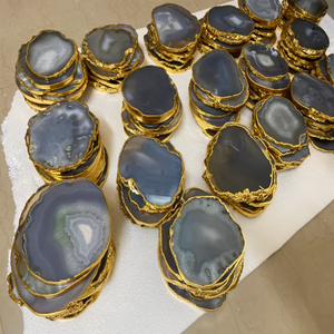 Sous-verres en agate grise naturelle faits à la main en gros pour la table, la tasse à thé, la décoration de cuisine, la mascotte de table Feng Shui, cadeau d'affaires - Product Image 1