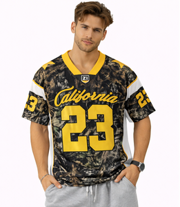 Maillot de football américain camouflage streetwear, t-shirt oversize en polyester style équipe sportive, maillot personnalisé par sublimation - Product Image 1