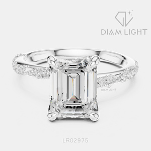 Bague de fiançailles en or blanc 14 carats avec diamant de laboratoire taille émeraude 2,56 carats, couleur F+, clarté VS+, certifiée IGI, idéale pour un cadeau - Product Image 1