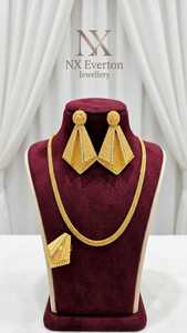 NX Everton Women's 24K Gold Plated Pyramid Necklace and Earring Set Classic Wedding Jewelry Alloy Fashion Jewelry Sets - Product Image 6