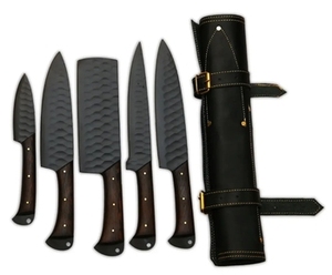 Juego de Cuchillos de Chef de Tres Piezas de Acero Inoxidable Hechos a Mano de Alta Calidad con Madera de Pakka y Estuche de Cuero - Product Image 4