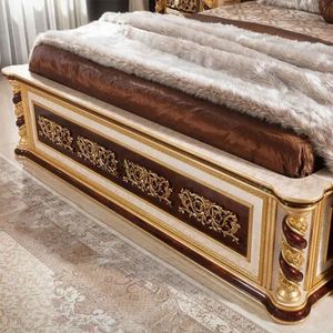 Oferta Especial: Juego de Dormitorio de Lujo Nelligan Royal Classic Gold con Cabecera Tapizada y Acolchada, Base de Cama Tallada a Mano - Product Image 4