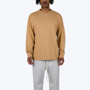 T-shirt en coton à col rond et manches longues, coupe ample, style moderne et luxueux, collection de vêtements tendance - Product Image 2