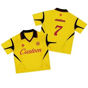 Camisetas de Fútbol Retro Personalizadas al por Mayor, Camisetas de Fútbol Vintage, Uniformes de Equipo Personalizados por Sublimación OEM, 100% Personalizables - Product Image 2