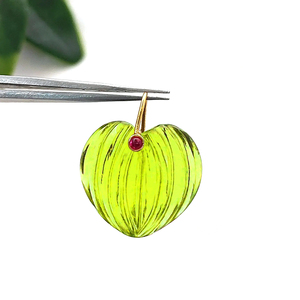 Colgante de Cuarzo Peridoto Tallado en Forma de Calabaza, Colgante de Cuarzo Naranja en Forma de Corazón, Amuleto Tallado Chapado en Oro, Colgante de Corazón Tallado, Mayorista - Product Image 1