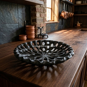 Bol décoratif en teck noir écologique de qualité supérieure avec un design sculpté artistique pour les fruits et les collations, et la décoration moderne de la maison - Product Image 6