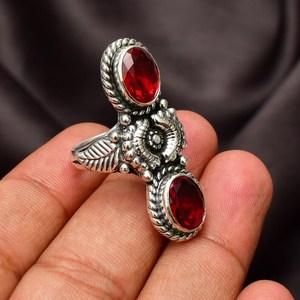 Anillo de Plata de Ley con Granate Rojo Hecho a Mano, Joyería con Piedra de Nacimiento, Gema Roja Natural, Anillo para Mujer, Regalo - Product Image 5