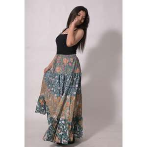 Jupe longue maxi en coton imprimé patchwork, style bohème ethnique, respirante, décontractée, pour l'été, faite à la main, idéale pour les festivals, pour femmes - Product Image 5