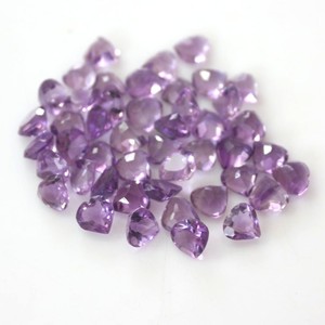 Ametyste violette naturelle facettée en forme de cœur, pierre précieuse calibrée de 7 mm pour la fabrication de bijoux, vente en gros de pierres précieuses - Product Image 4
