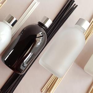 Difusores de aroma de ratán negro de alta calidad y económicos, con varillas de aceite esencial para el hogar, la oficina y el coche, con color y empaque personalizados. - Product Image 2