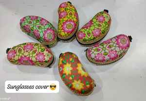 Étui à lunettes de soleil décoré magnifiquement avec un design traditionnel, idéal pour les mariages en extérieur, nouveauté très demandée, OEM 2026, vente en gros - Product Image 3