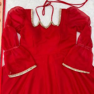 Ensemble de costume Anarkali en soie Tabby premium avec palazzo et dupatta imprimé numériquement, travail de dentelle fantaisie effet miroir, Anarkali évasé de 4,5 mètres - Product Image 3