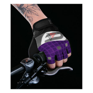 Custom Cycling Gloves Half <b>Finger</b> Breathable Touch Screen <b>Bike</b> Gloves For Men Women Made From Polyester Stretchy Fabric - Product Image 3