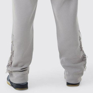 Pantalon de jogging homme tendance, style streetwear, avec logo imprimé sur la jambe gauche, à votre choix. - Product Image 4
