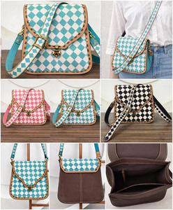 Nuevo Bolso de Mano de Cuero Tallado a Mano, Estilo Bohemio Gitano, Bolso Bandolera Hecho a Mano con Diseño a Cuadros, Bolso Mensajero para Mujer - Product Image 3