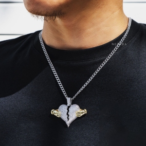 Colgante de Amor Roto – Corazón de Moissanita con Incrustaciones de Diamantes, Colgante de Corazón Roto de Moissanita en Plata de Ley 925 - Product Image 4