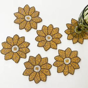 Sous-verres perlés faits main MS HANDICRAFT avec perles de verre - Cadeaux classiques religieux et d'église (4x4 pouces) - Product Image 1