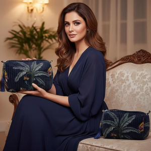 Wholesale Fashion Velvet Pouch <b>Bag</b> Makeup <b>for</b> <b>Toiletry</b> Cosmetic Birthday Wedding Gift Zipper Bridesmaid Gift Favors - Product Image 2